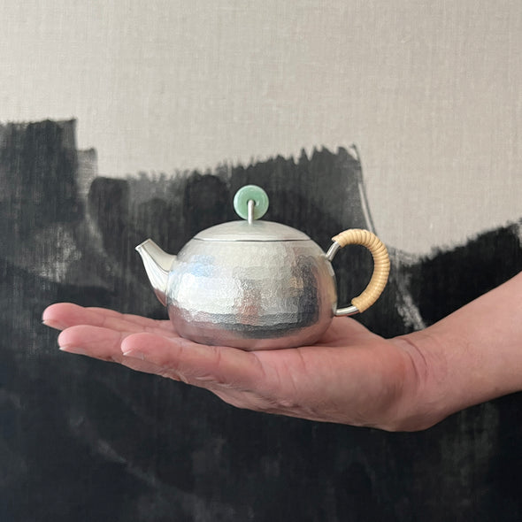 Pewter Teapot Seishi Jade Knob