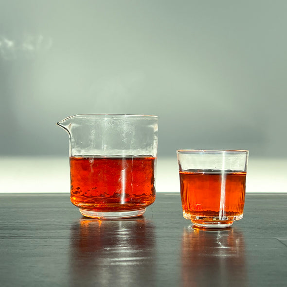 Tsutsu Katakuchi 8oz Glass Pitcher D6