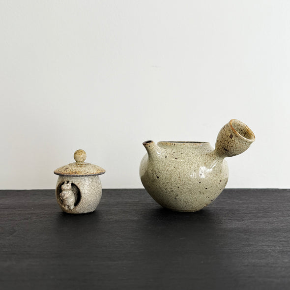 Kohiki Squirrel Futaoki Lid Rest #15c