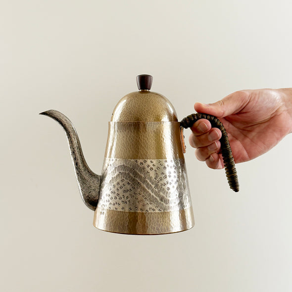 Hand Hammered Copper Coffee Kettle 900ml Crescent Wave
