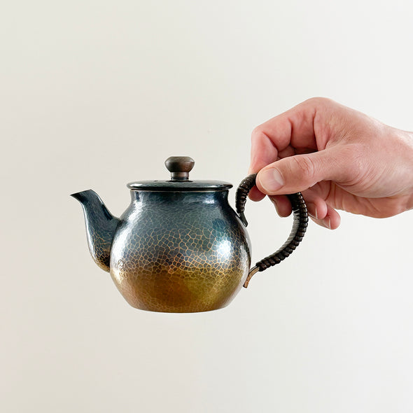 Hand Hammered Copper Teapot 400ml Asayake