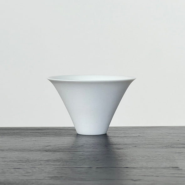 Matte Blanc Teacup SUI