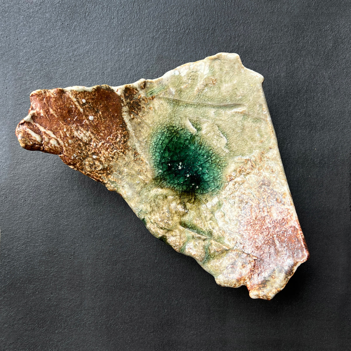 Iga Vidoro Shards Plate