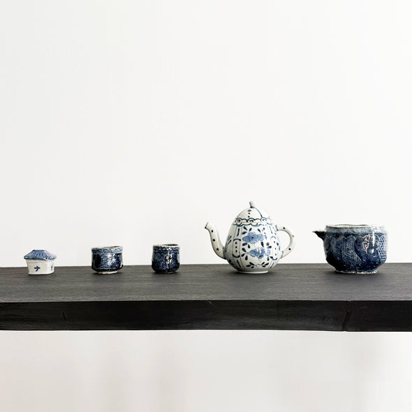 Sometsuke Fuyode Teapot # 4