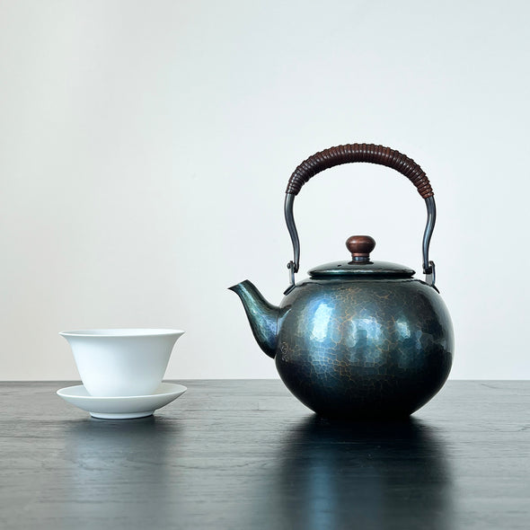 Shikinshoku Round Teapot 600ml Tsuiki Copperware