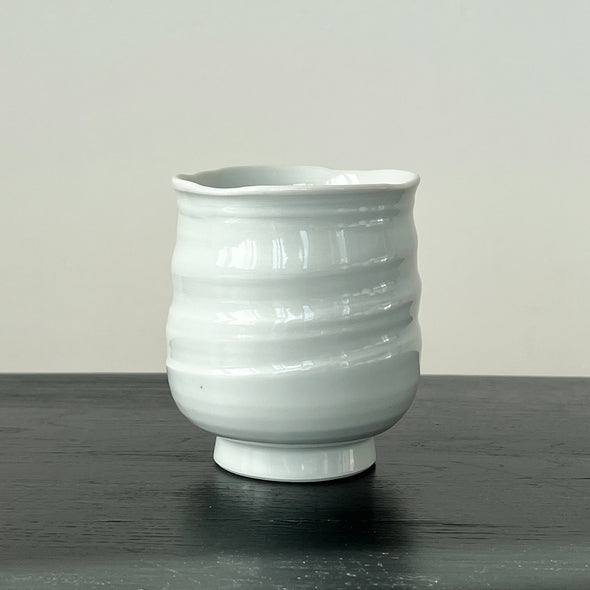 Tesuji Porcelain Teacup Large