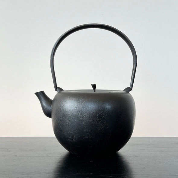 Iron Tetsubin Water Kettle Apple Black