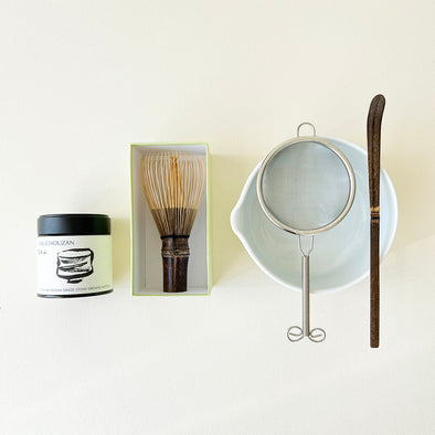 Tea Dealers Spouted Matcha Bowl Set WHITE