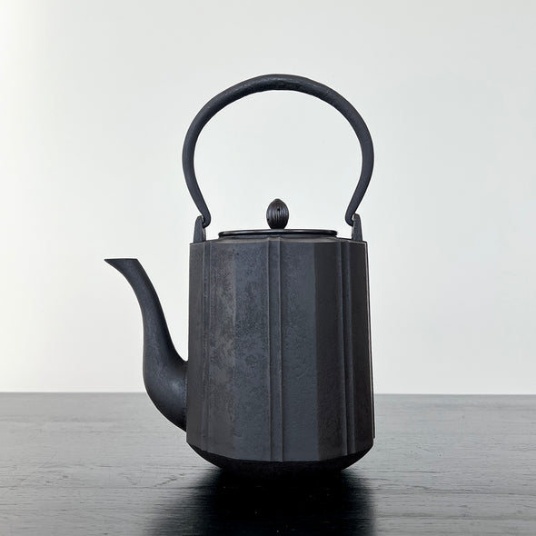 Cast Iron Tetsubin Water Kettle Hakkaku