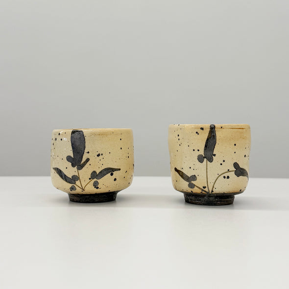 Karatsu Painted Square Teacup J