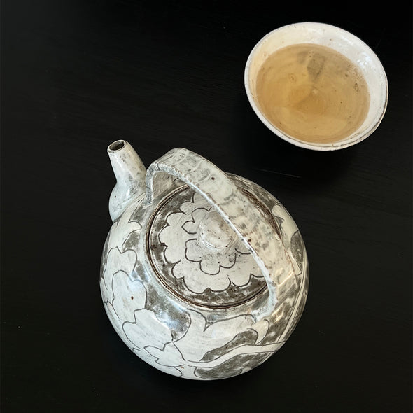 Buncheong Top Handle Flower Teapot #1b