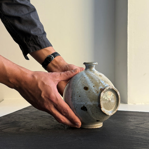 Egaratsu Hanaire Vase No. 2-17