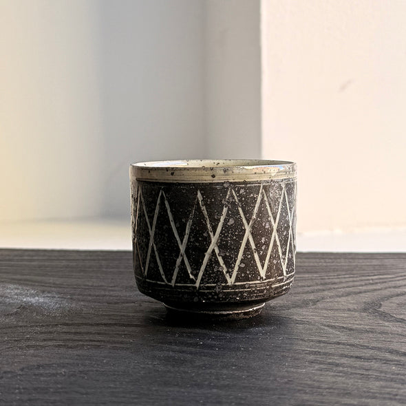 Kohiki Hishigakimon Yunomi No. 1-2