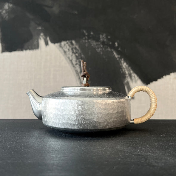 Pewter Flat Spinning Top Motif Teapot