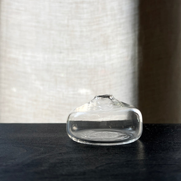 Ichirinzashi Hiku Flower Vase E2