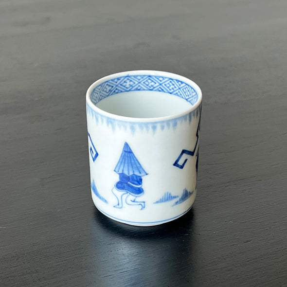 Handpainted Arita Porcelain Nozoki Choko RAI-22