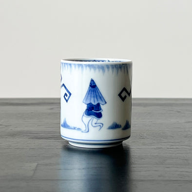 Handpainted Arita Porcelain Nozoki Choko RAI-22