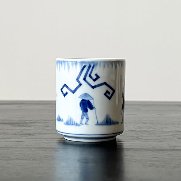 Handpainted Arita Porcelain Nozoki Choko RAI-22