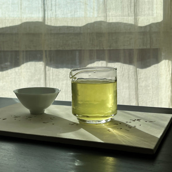 Tsutsu Katakuchi 8oz Glass Pitcher D6