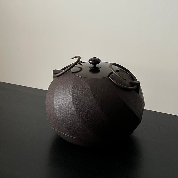 Cast Iron Water Kettle Kama Juniryou Maru