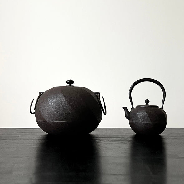 Cast Iron Water Kettle Kama Juniryou Maru