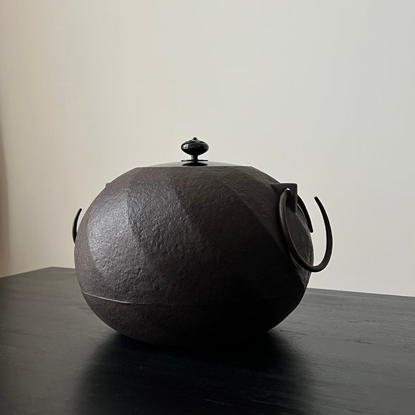 Cast Iron Water Kettle Kama Juniryou Maru