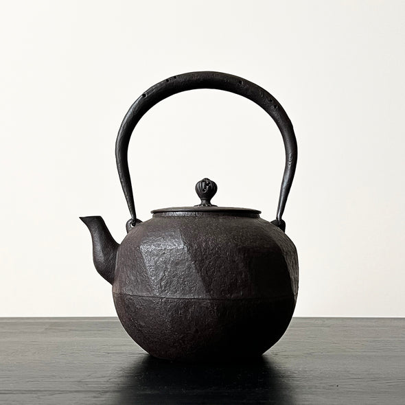 Cast Iron Tetsubin Water Kettle Juniryou Maru