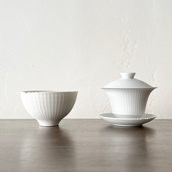 Mushikui Teacup Matte White 23B