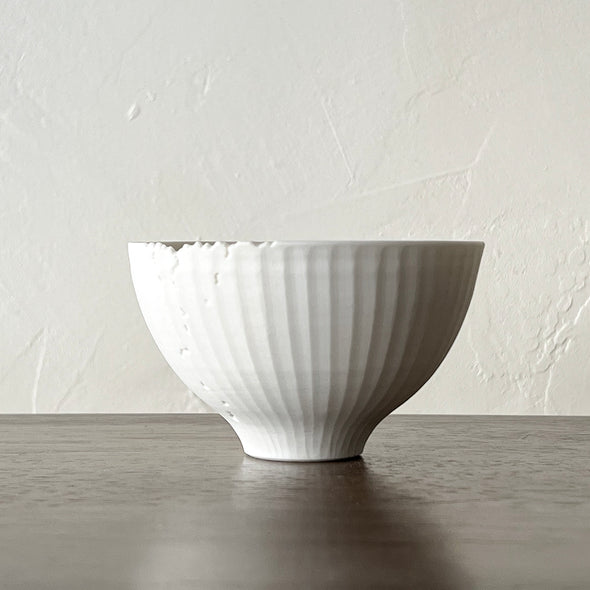 Mushikui Teacup Matte White 23B