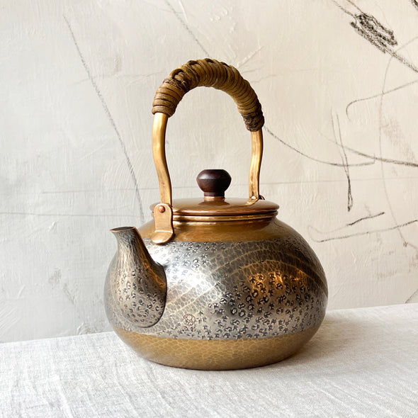 Hand Hammered Copper Water Kettle 1.8l Crescent Wave