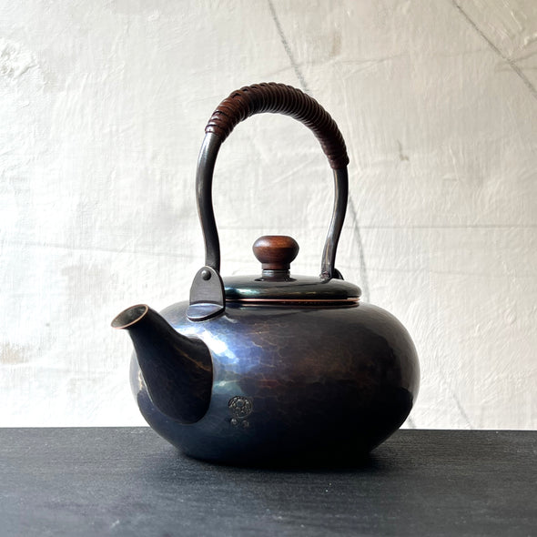 Shikinshoku Flat Teapot 500ml Tsuiki Copperware