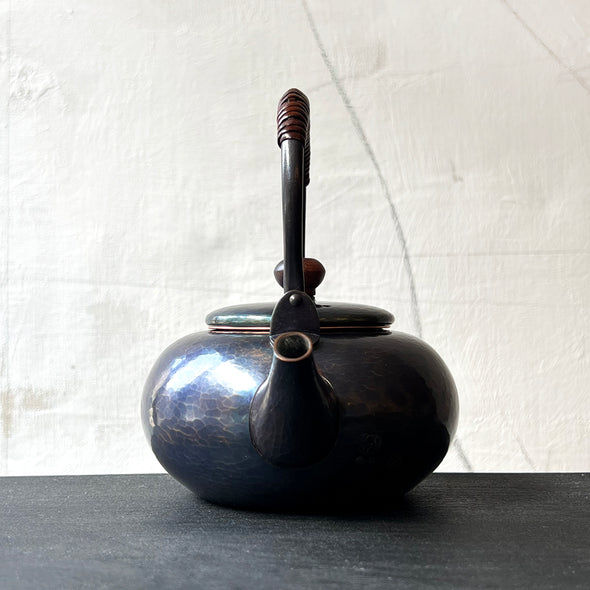 Shikinshoku Flat Teapot 500ml Tsuiki Copperware
