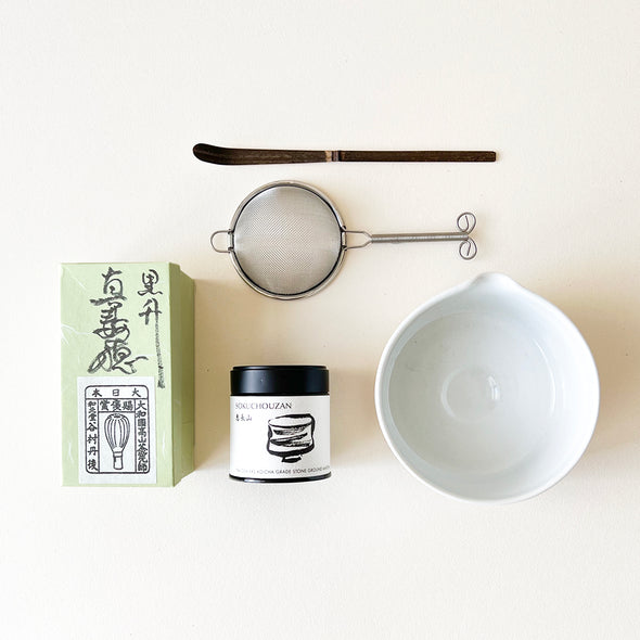Tea Dealers Spouted Matcha Bowl Set WHITE