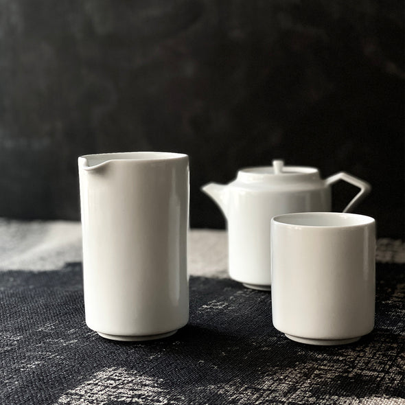 Tea Dealers Collection Pitcher White