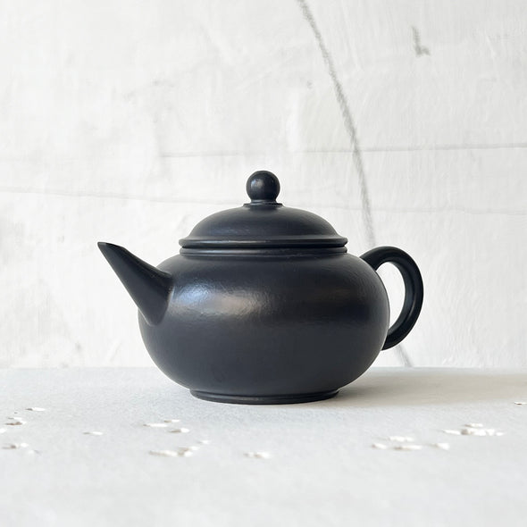 Hei Liao Shui Ping Yixing Zisha Gongfu Teapot