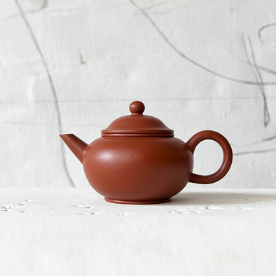 Large Shui Ping Red Clay Teapot, 200 ml - Taiwan Tea Crafts