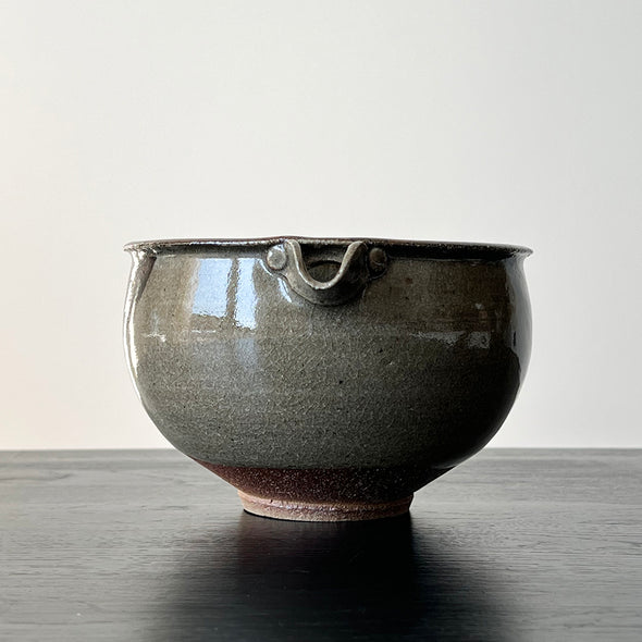 Karatsu E-Garatsu Spouted Bowl #C4